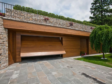sliding-panel-shutter-capoferri-serramenti-272179-rel3ea5d0e6.jpg